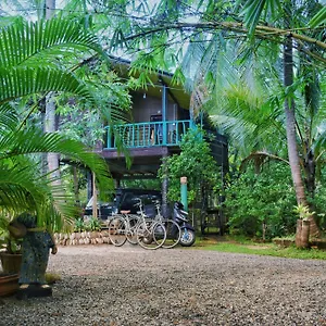 Passion Ray & Tree Hut Habitación en casa particular Sigiriya